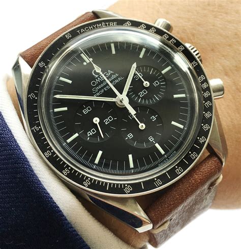 original omega moon watch